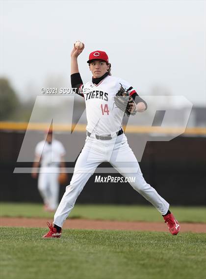 Thumbnail 2 in Amanda-Clearcreek vs Circleville photogallery.