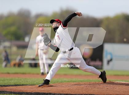 Thumbnail 1 in Amanda-Clearcreek vs Circleville photogallery.