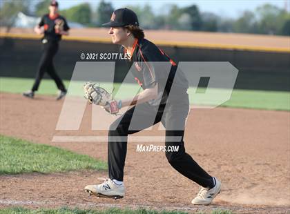 Thumbnail 3 in Amanda-Clearcreek vs Circleville photogallery.