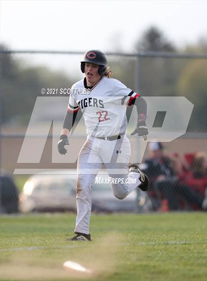 Thumbnail 3 in Amanda-Clearcreek vs Circleville photogallery.