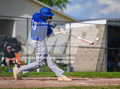 Thumbnail 2 in Flippin @ Cotter photogallery.