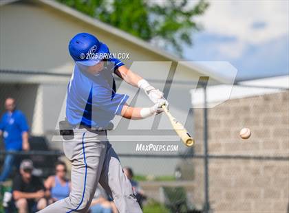 Thumbnail 2 in Flippin @ Cotter photogallery.