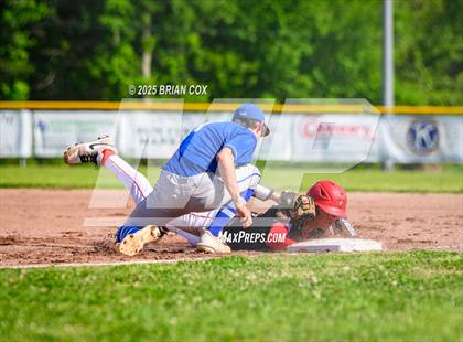 Thumbnail 3 in Flippin @ Cotter photogallery.
