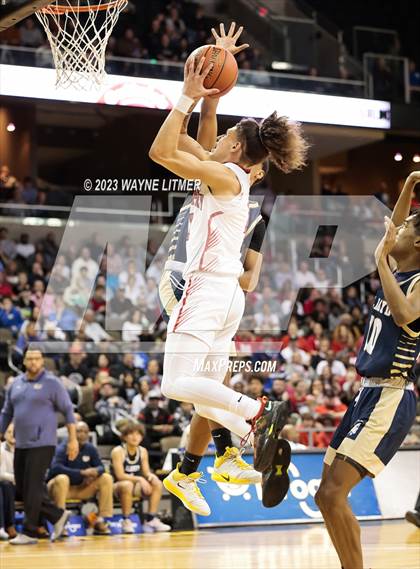 Thumbnail 3 in Lloyd Memorial vs Newport (2023 9th Region Boys Basketball Tournament) photogallery.