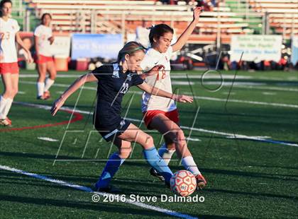 Thumbnail 3 in Mt. Carmel vs. Northshore (LHSAA D1 Regional Playoff) photogallery.