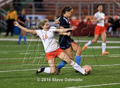Thumbnail 1 in Mt. Carmel vs. Northshore (LHSAA D1 Regional Playoff) photogallery.