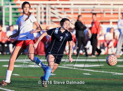 Thumbnail 2 in Mt. Carmel vs. Northshore (LHSAA D1 Regional Playoff) photogallery.