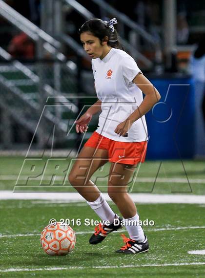 Thumbnail 3 in Mt. Carmel vs. Northshore (LHSAA D1 Regional Playoff) photogallery.
