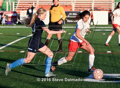 Thumbnail 2 in Mt. Carmel vs. Northshore (LHSAA D1 Regional Playoff) photogallery.