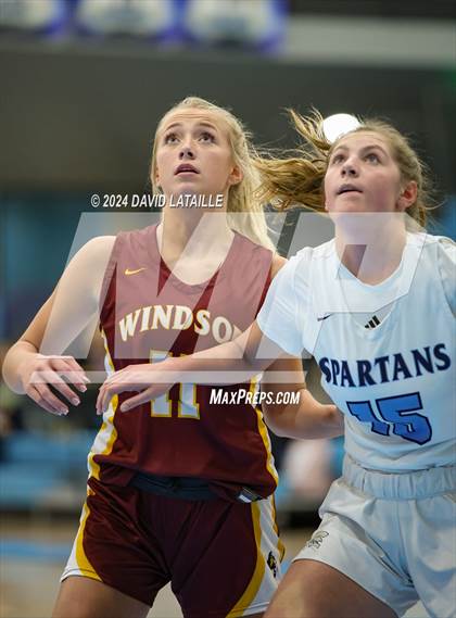 Thumbnail 2 in Windsor @ Greeley West photogallery.