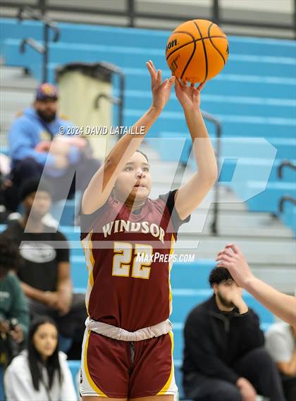 Thumbnail 2 in Windsor @ Greeley West photogallery.