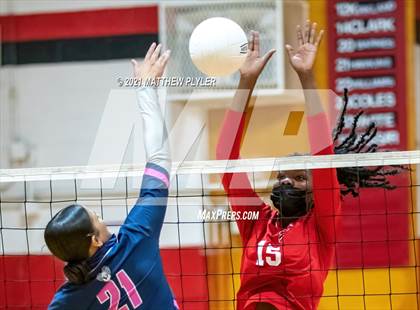 Thumbnail 3 in Purnell Swett @ Seventy-First photogallery.
