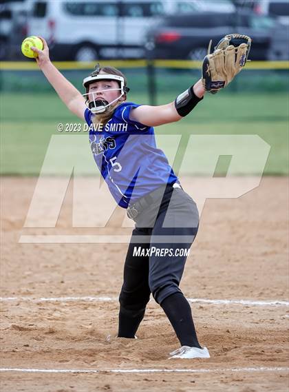 Thumbnail 2 in Charles City vs West Liberty (Rick Doran Classic) photogallery.