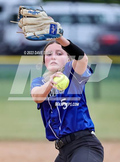 Thumbnail 2 in Charles City vs West Liberty (Rick Doran Classic) photogallery.