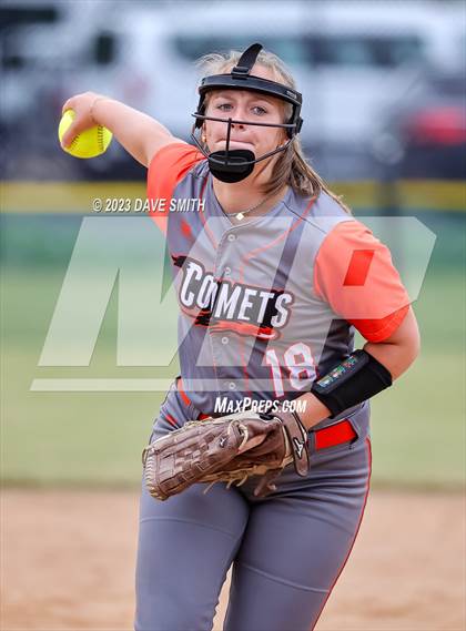 Thumbnail 2 in Charles City vs West Liberty (Rick Doran Classic) photogallery.