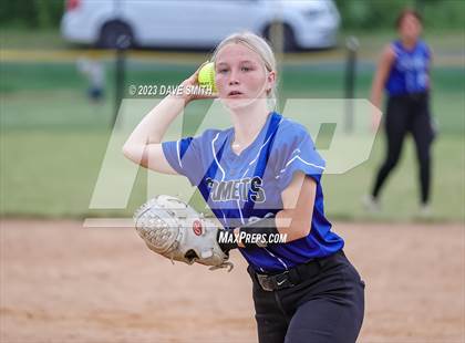 Thumbnail 2 in Charles City vs West Liberty (Rick Doran Classic) photogallery.