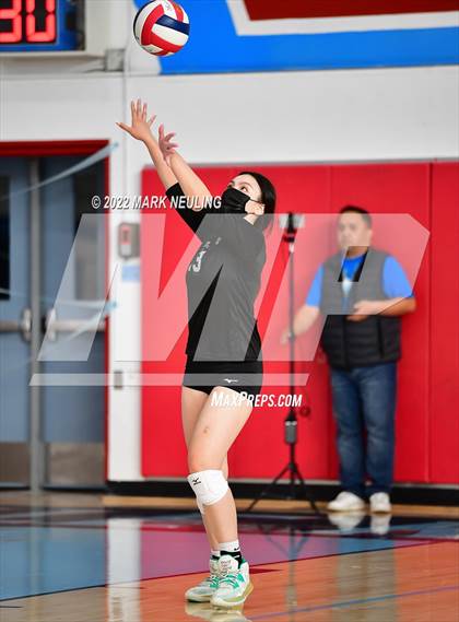Thumbnail 1 in Design Tech vs. Westmoor (Peninsula Classic Tournament) photogallery.