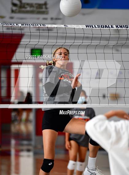 Thumbnail 3 in Design Tech vs. Westmoor (Peninsula Classic Tournament) photogallery.