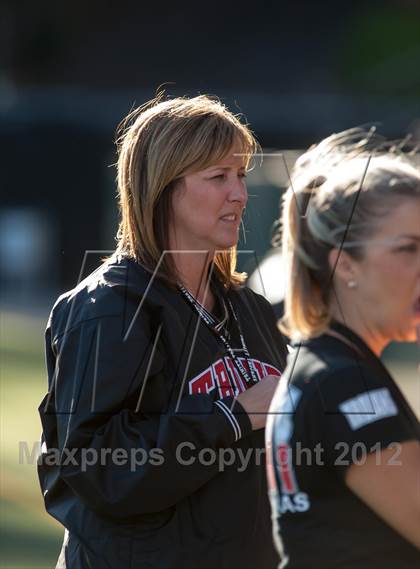 Thumbnail 2 in Trinity vs Bellevue photogallery.