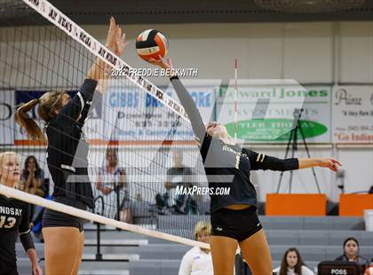 Thumbnail 3 in Henrietta vs. Lindsay (Nocona Tournament) photogallery.