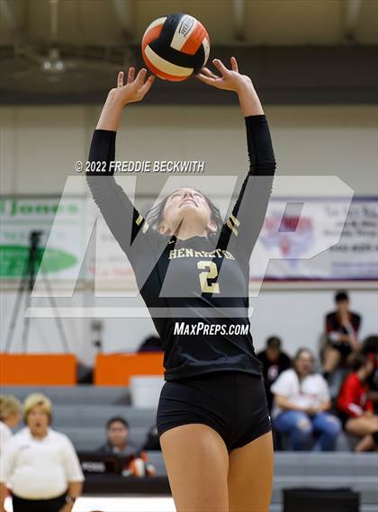 Thumbnail 2 in Henrietta vs. Lindsay (Nocona Tournament) photogallery.