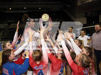 Thumbnail 2 in Cherry Creek vs. Grandview (CHSAA 5A State Championship) photogallery.