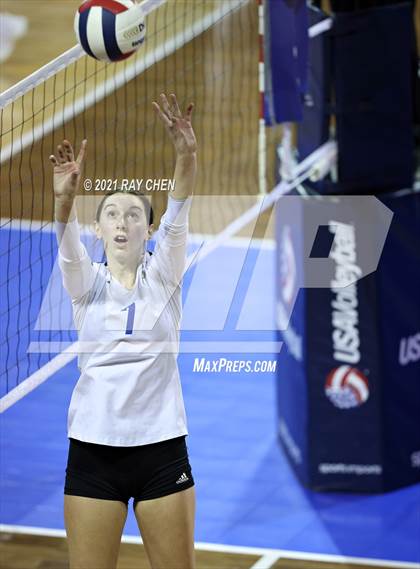 Thumbnail 3 in Cherry Creek vs. Grandview (CHSAA 5A State Championship) photogallery.