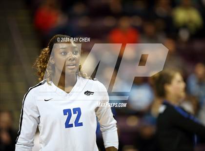 Thumbnail 3 in Cherry Creek vs. Grandview (CHSAA 5A State Championship) photogallery.