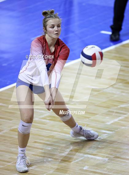Thumbnail 2 in Cherry Creek vs. Grandview (CHSAA 5A State Championship) photogallery.