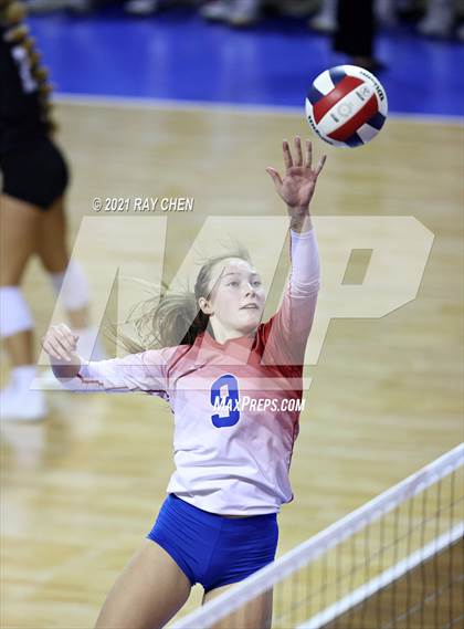 Thumbnail 1 in Cherry Creek vs. Grandview (CHSAA 5A State Championship) photogallery.