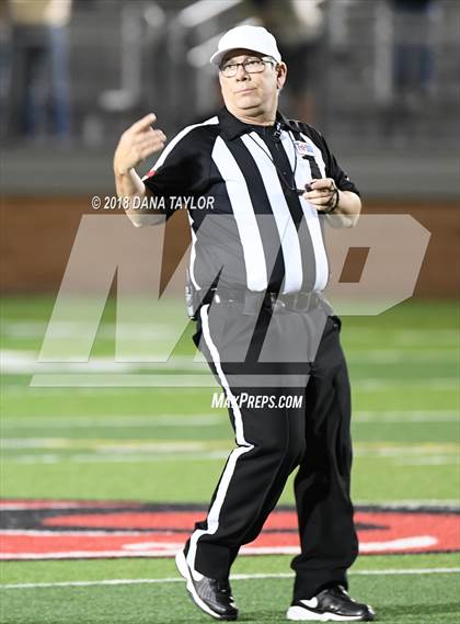 Thumbnail 3 in Nocona vs. Comanche (UIL 3A-2 Region II Bi-District Playoff) photogallery.
