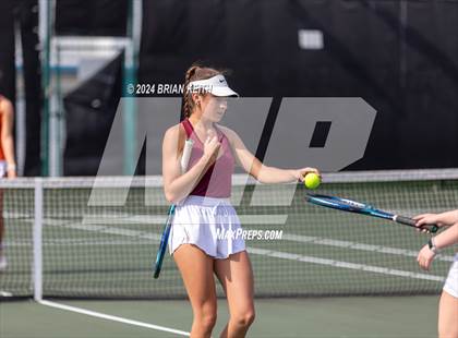 Thumbnail 2 in Elizabethton vs Tennessee photogallery.
