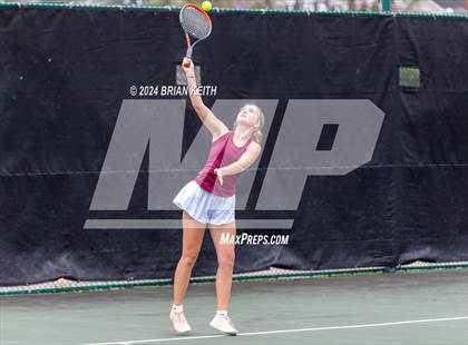 Thumbnail 1 in Elizabethton vs Tennessee photogallery.
