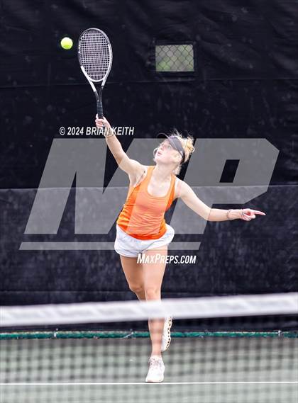 Thumbnail 1 in Elizabethton vs Tennessee photogallery.