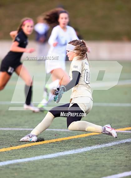 Thumbnail 3 in Archbishop Mitty vs. Monte Vista photogallery.