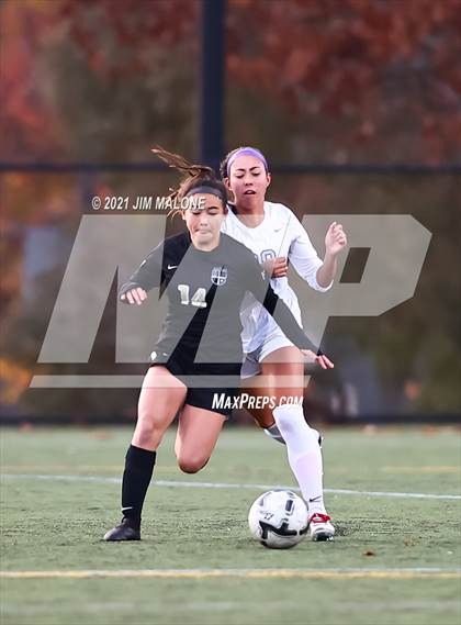 Thumbnail 2 in Archbishop Mitty vs. Monte Vista photogallery.