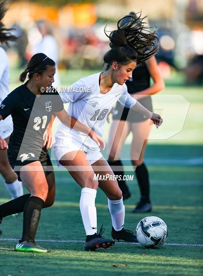 Thumbnail 2 in Archbishop Mitty vs. Monte Vista photogallery.