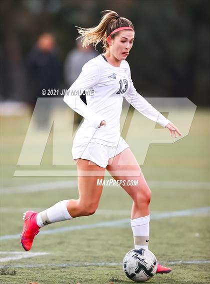 Thumbnail 3 in Archbishop Mitty vs. Monte Vista photogallery.