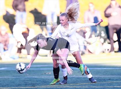 Thumbnail 2 in Archbishop Mitty vs. Monte Vista photogallery.