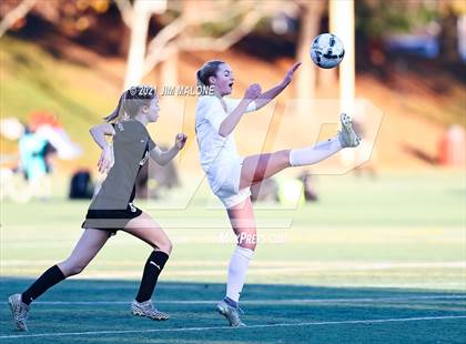 Thumbnail 3 in Archbishop Mitty vs. Monte Vista photogallery.