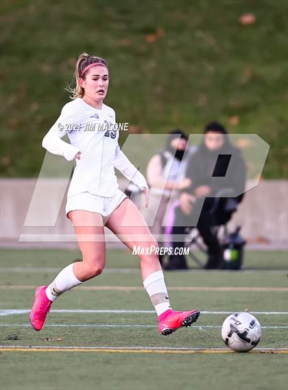 Thumbnail 3 in Archbishop Mitty vs. Monte Vista photogallery.