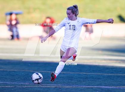 Thumbnail 3 in Archbishop Mitty vs. Monte Vista photogallery.