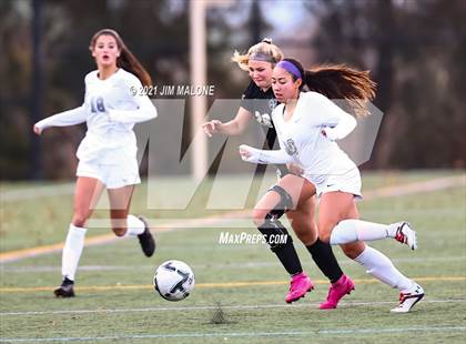 Thumbnail 2 in Archbishop Mitty vs. Monte Vista photogallery.