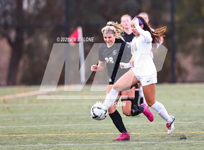 Thumbnail 3 in Archbishop Mitty vs. Monte Vista photogallery.