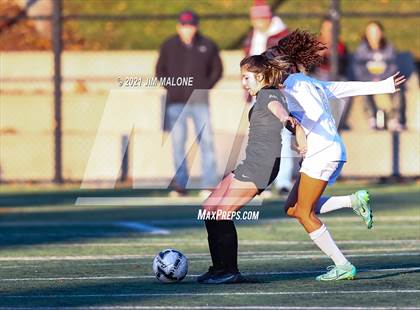 Thumbnail 2 in Archbishop Mitty vs. Monte Vista photogallery.