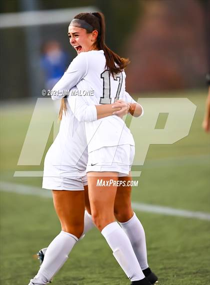 Thumbnail 2 in Archbishop Mitty vs. Monte Vista photogallery.