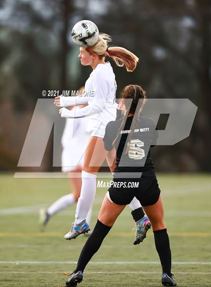 Thumbnail 3 in Archbishop Mitty vs. Monte Vista photogallery.