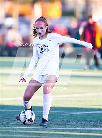 Thumbnail 3 in Archbishop Mitty vs. Monte Vista photogallery.