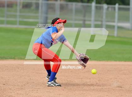 Thumbnail 1 in East Union @ Tracy photogallery.