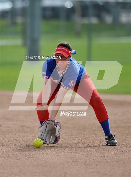 Thumbnail 3 in East Union @ Tracy photogallery.